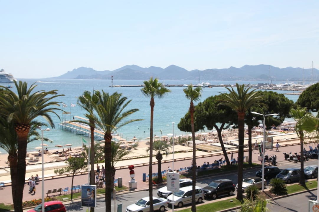 Ausblick von meinem Zimmer Hotel JW Marriott Cannes