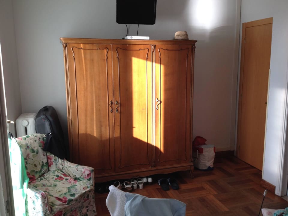 Na ja, das Mobiliar Hotel Flora Alassio