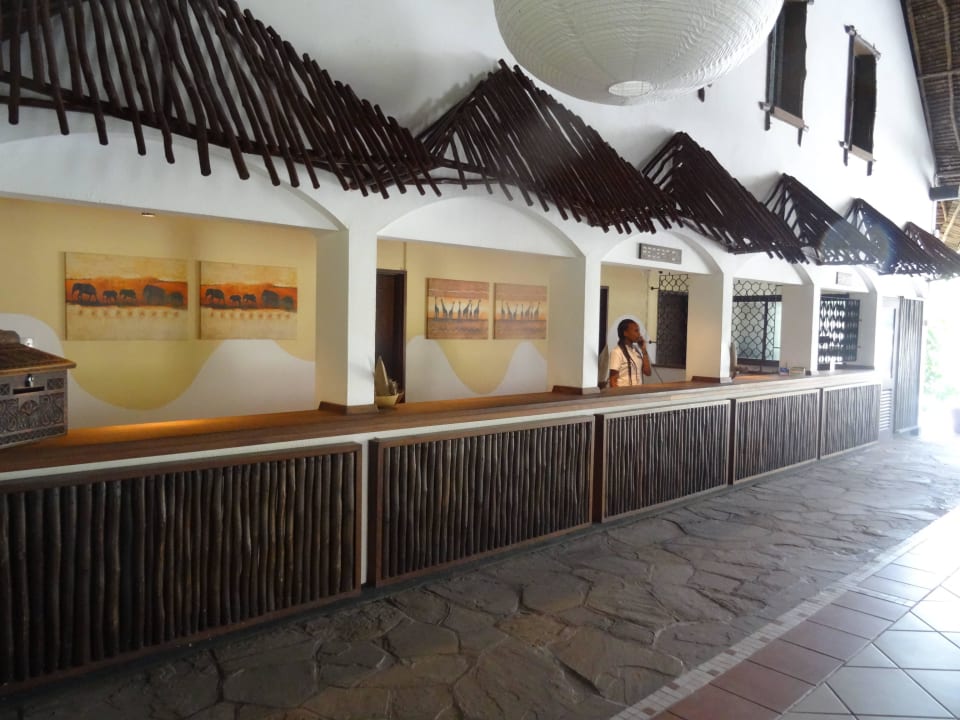 Rezeption Bahari Beach Hotel