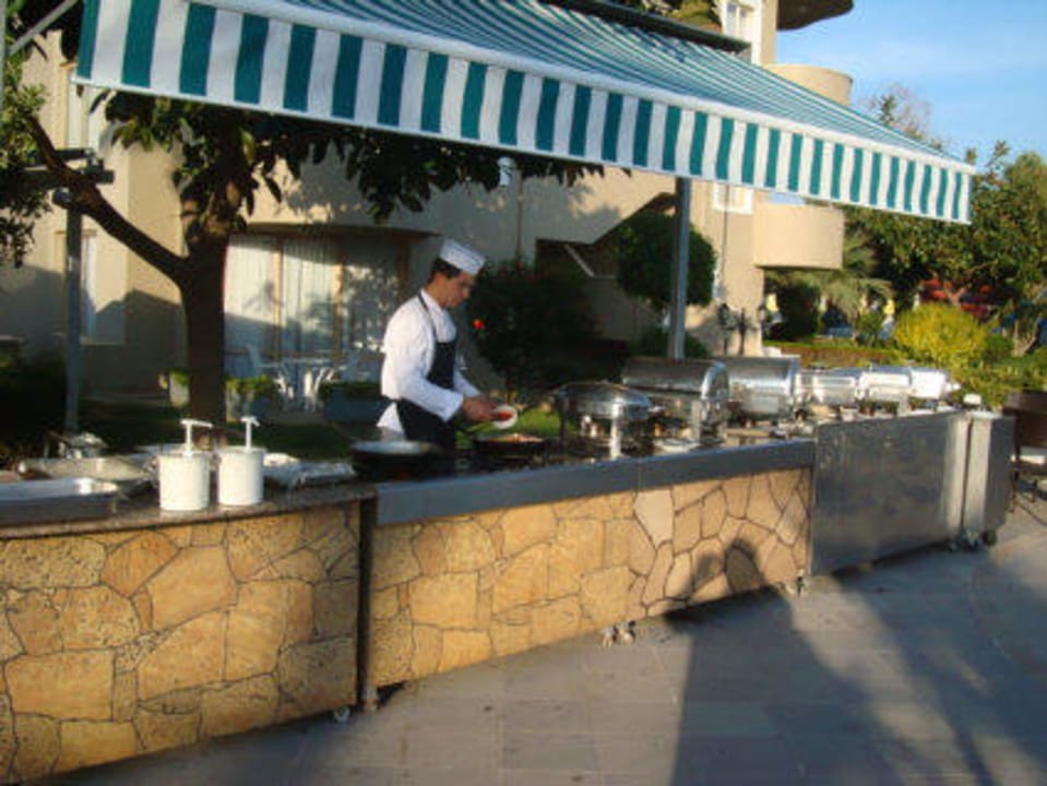 Aussenbüffet Senza Sunset Beach Hotel