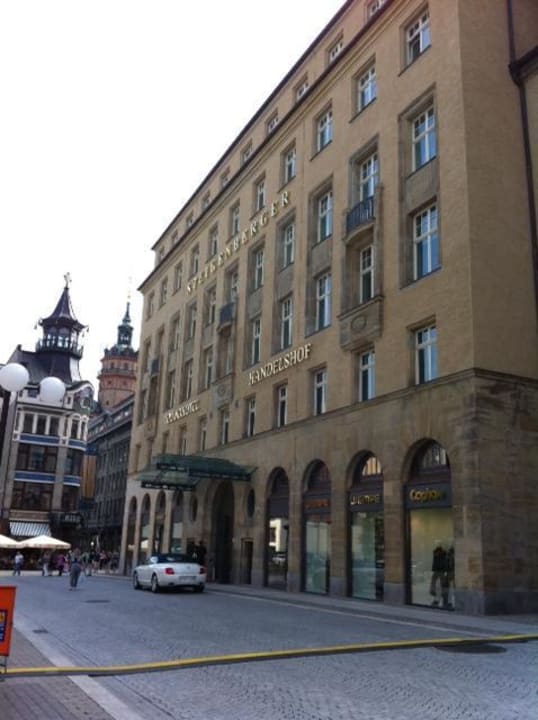 Hotelaußenansicht Steigenberger Icon Grandhotel Handelshof