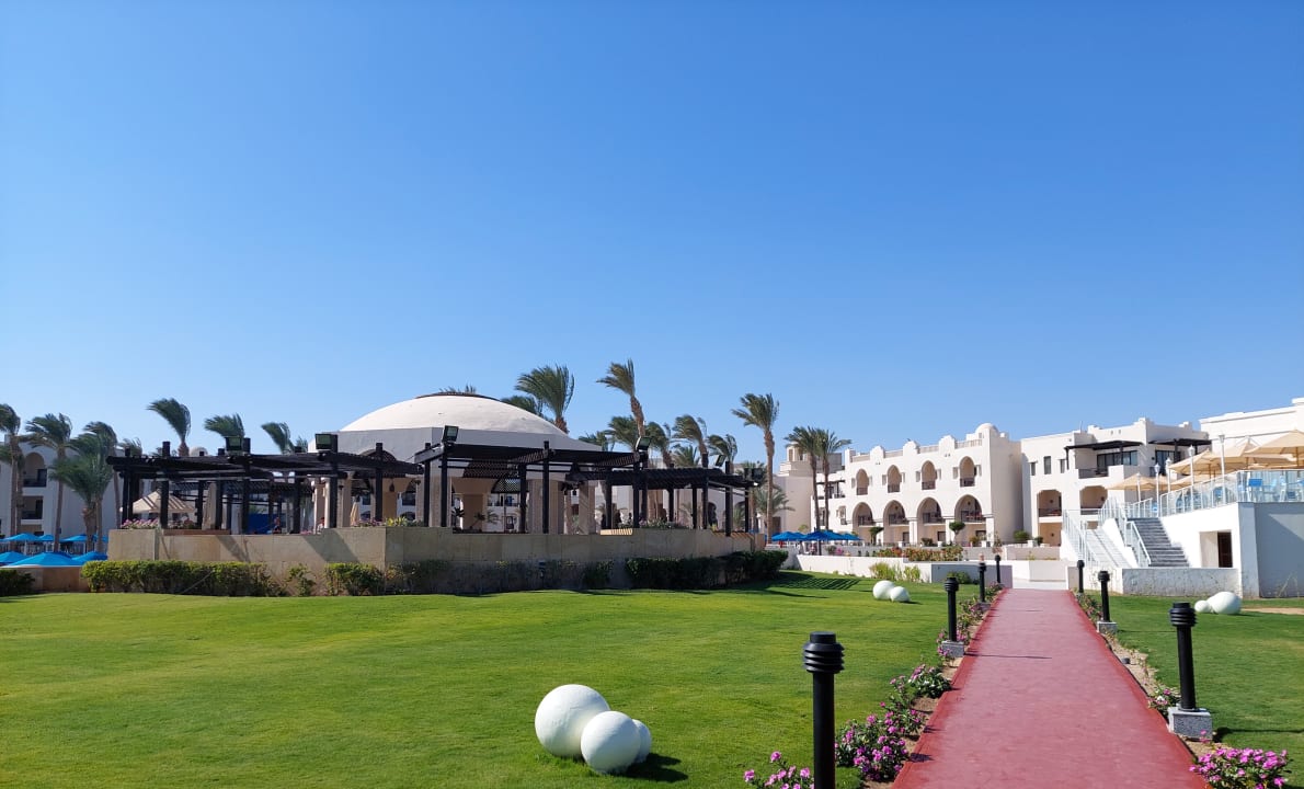 Außenansicht Pickalbatros Palace Hotel-Port Ghalib