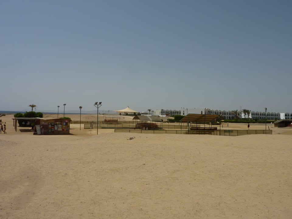 Sportfelder mit Tribünen Hotel Gorgonia Beach Resort