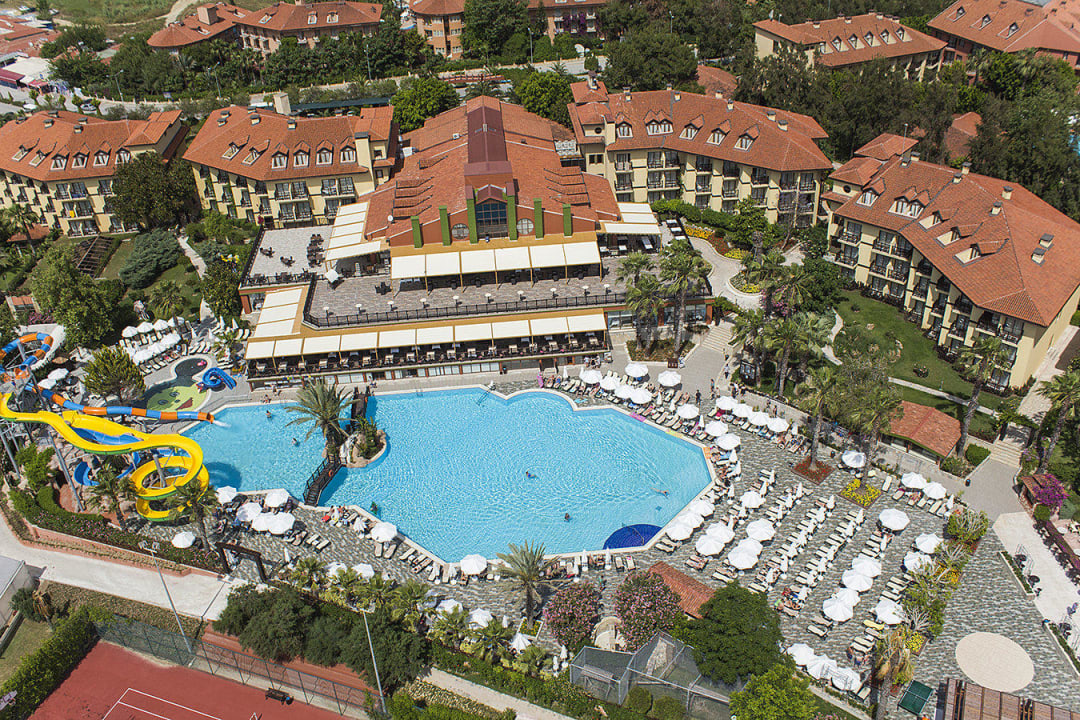 Aussenansicht  Alba Resort Hotel