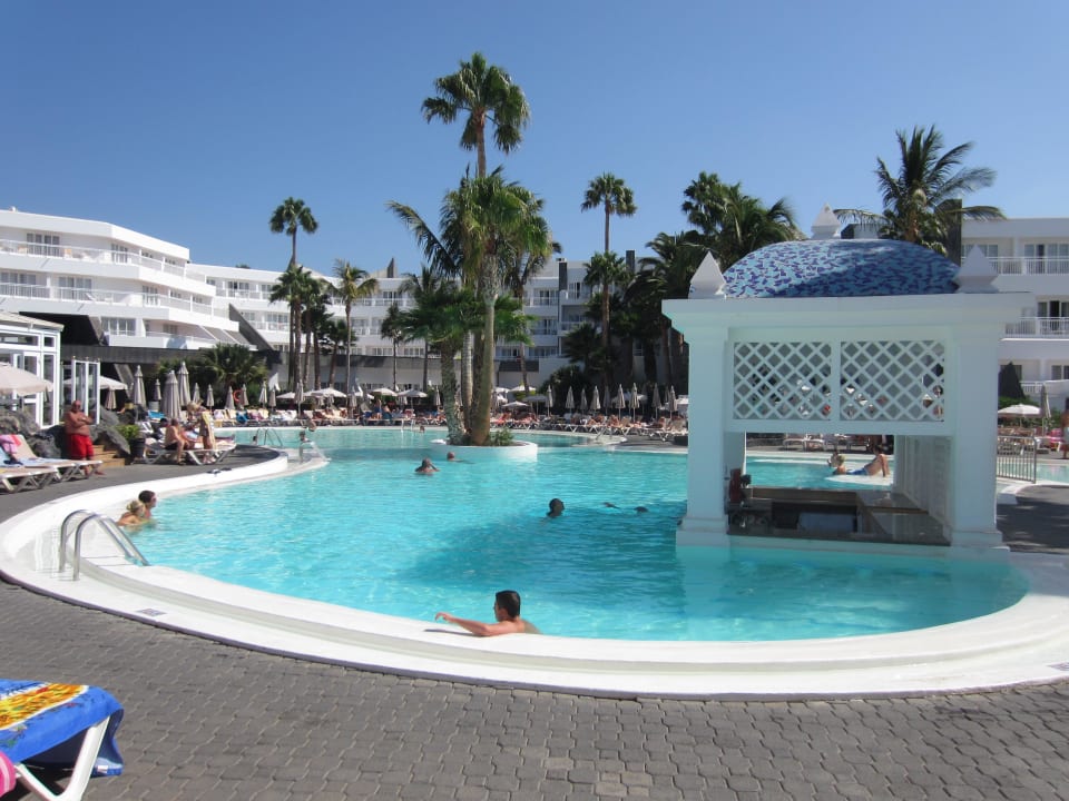 Einer der Pools Hotel Riu Paraiso Lanzarote