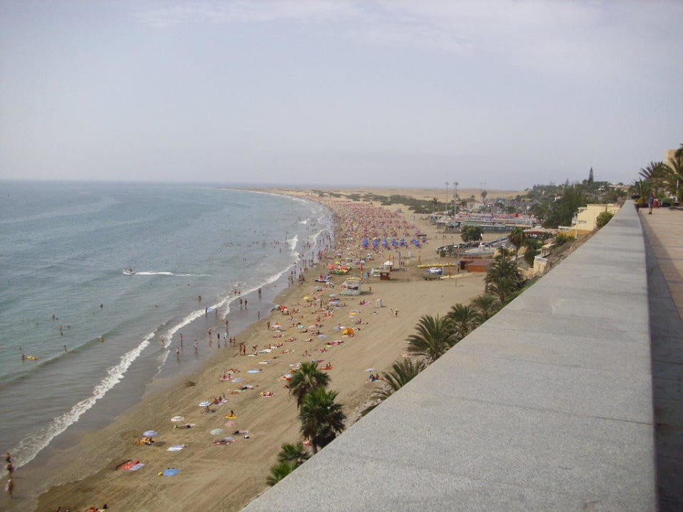 Der Strand von Playa del Ingles HL Miraflor Suites Hotel