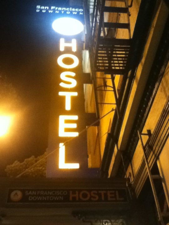 By night HI Hostel San Francisco Downtown
