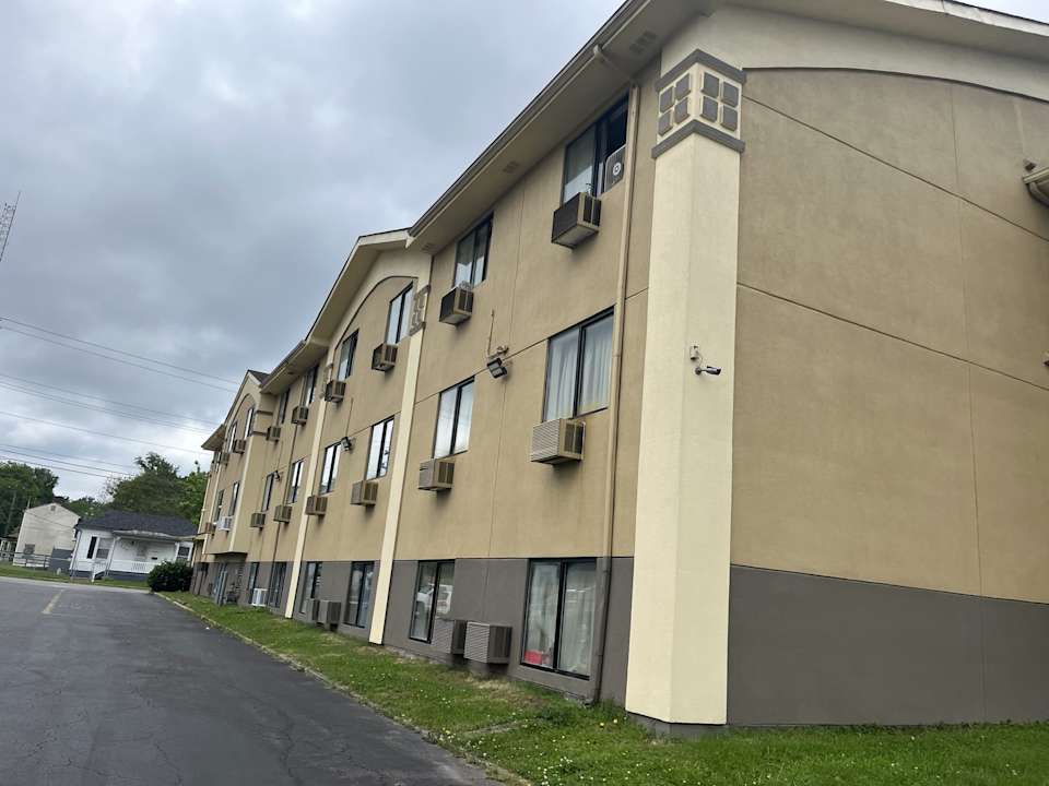 Außenansicht Hotel Super 8 Petersburg Hopewell