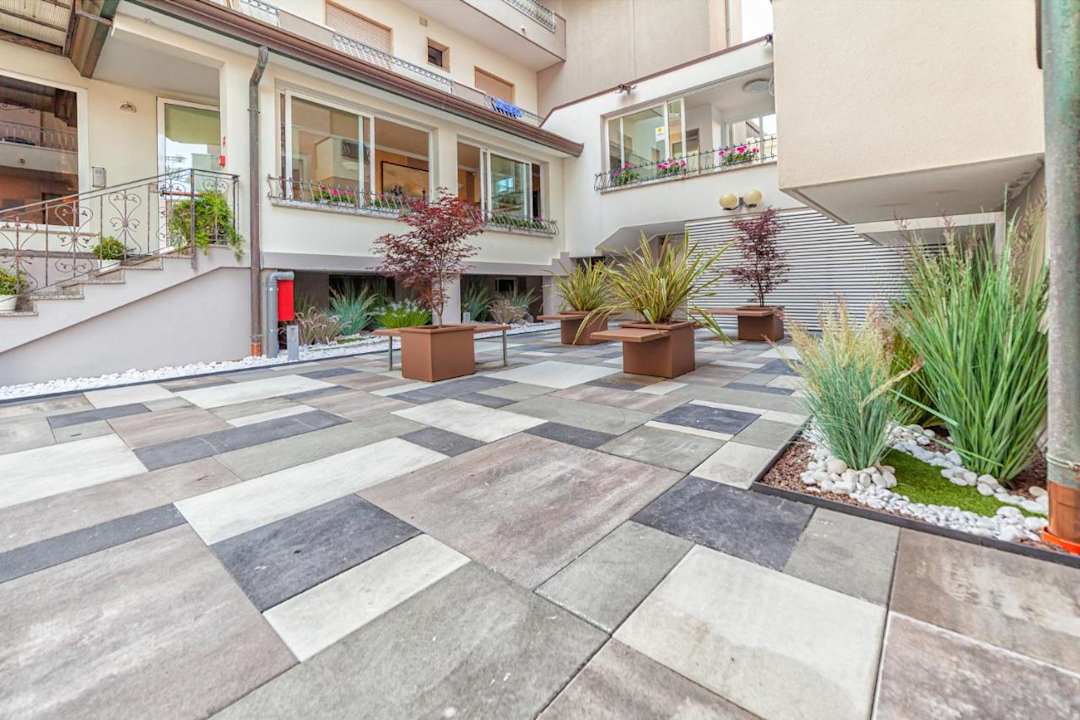 Gartenanlage Hotel Columbia & Ninfea