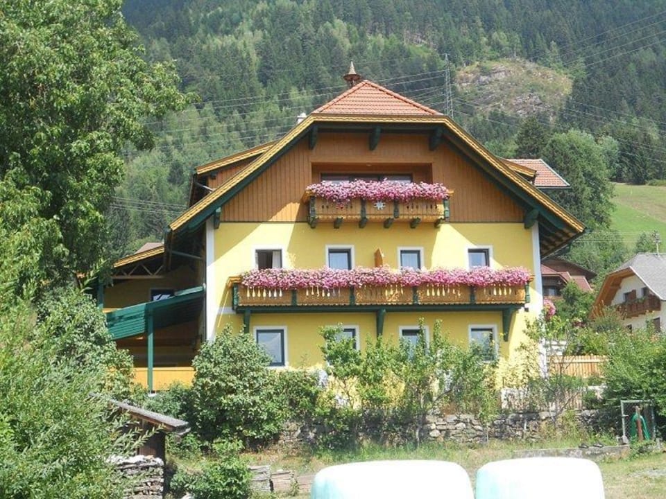 Ansicht von unten Landhaus Ebner