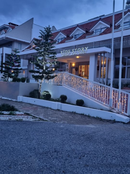 Außenansicht Side Story Resort & Spa
