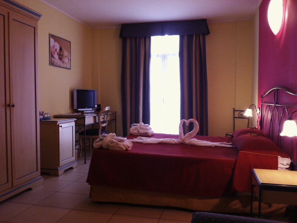 Sweet swans Hotel Lovere Resort & Spa