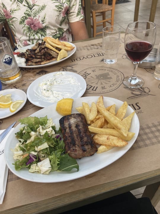 Gastro Petousis Hotel & Suites