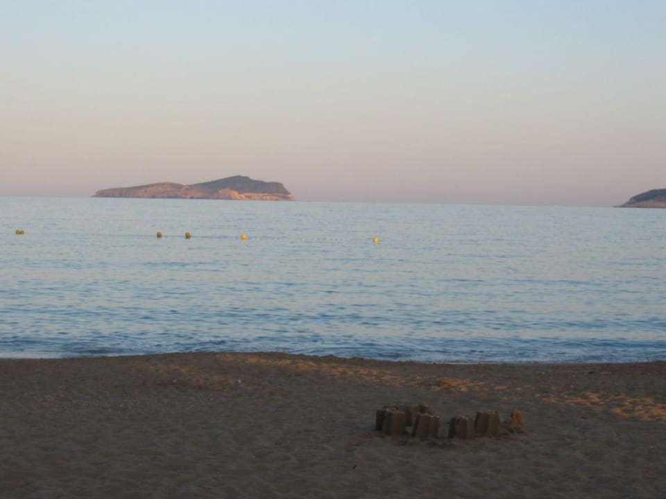Abendstimmung am Strand El Somni Ibiza Dream Hotel by Grupotel