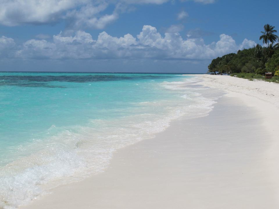 Пляж Meeru Maldives Resort Island