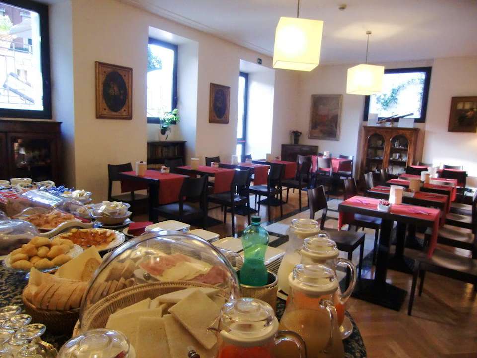 Frühstücksraum Hotel Relais 6 Via Tolmino