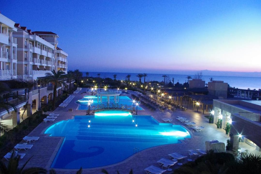 Nächtlicher Zauber Trendy Aspendos Beach Hotel