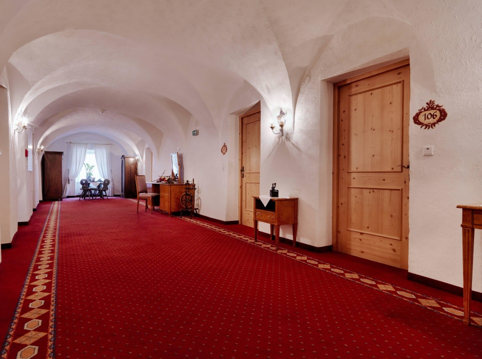 Altbau  Posthotel Strengen am Arlberg