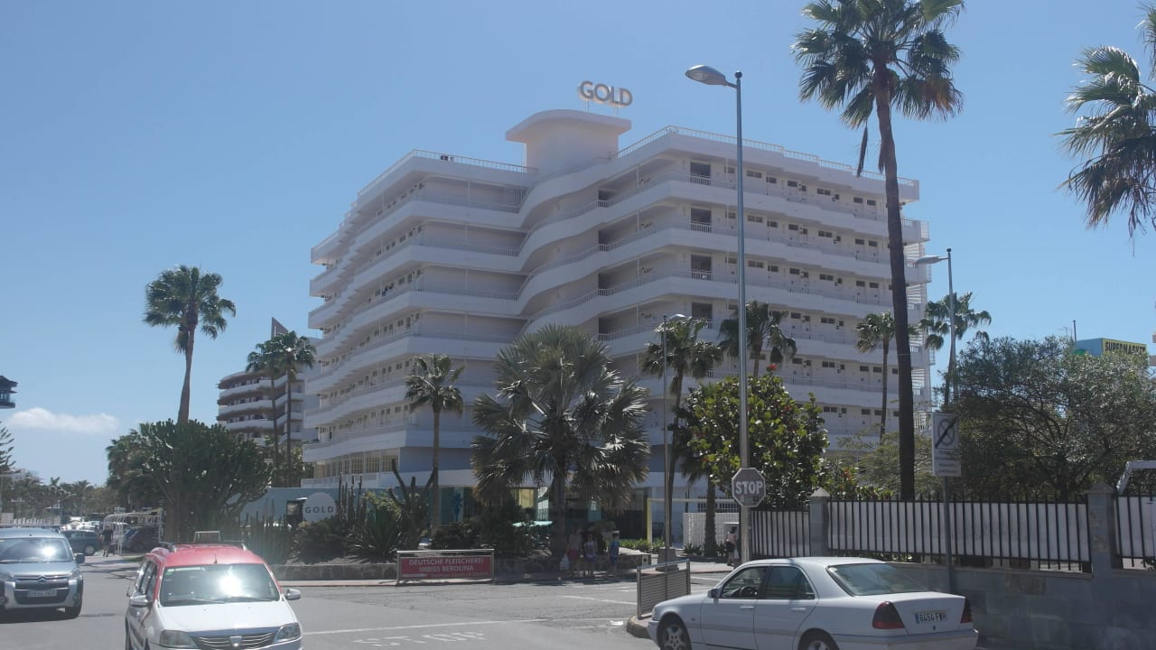 Komplettansicht Hotel Gold by Marina