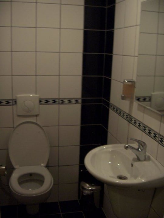 Getrennte Toilette von der Dusche Crystal Aura Aqua Collection