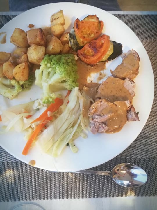 Gastro Universal Hotel Castell Royal