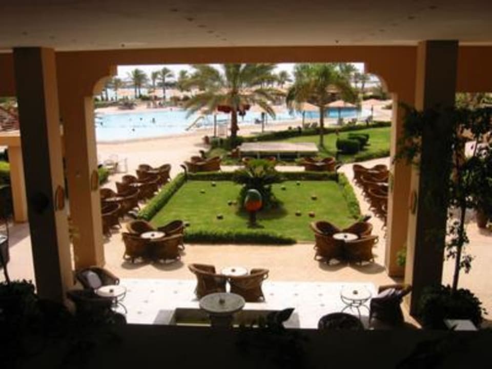 Blick von der Halle zum Pool Continental Hotel Hurghada