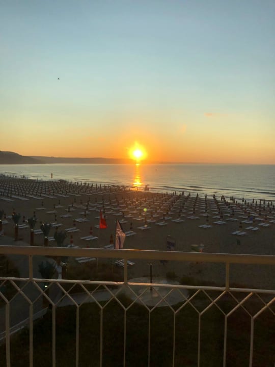 Strand Hotel Borjana