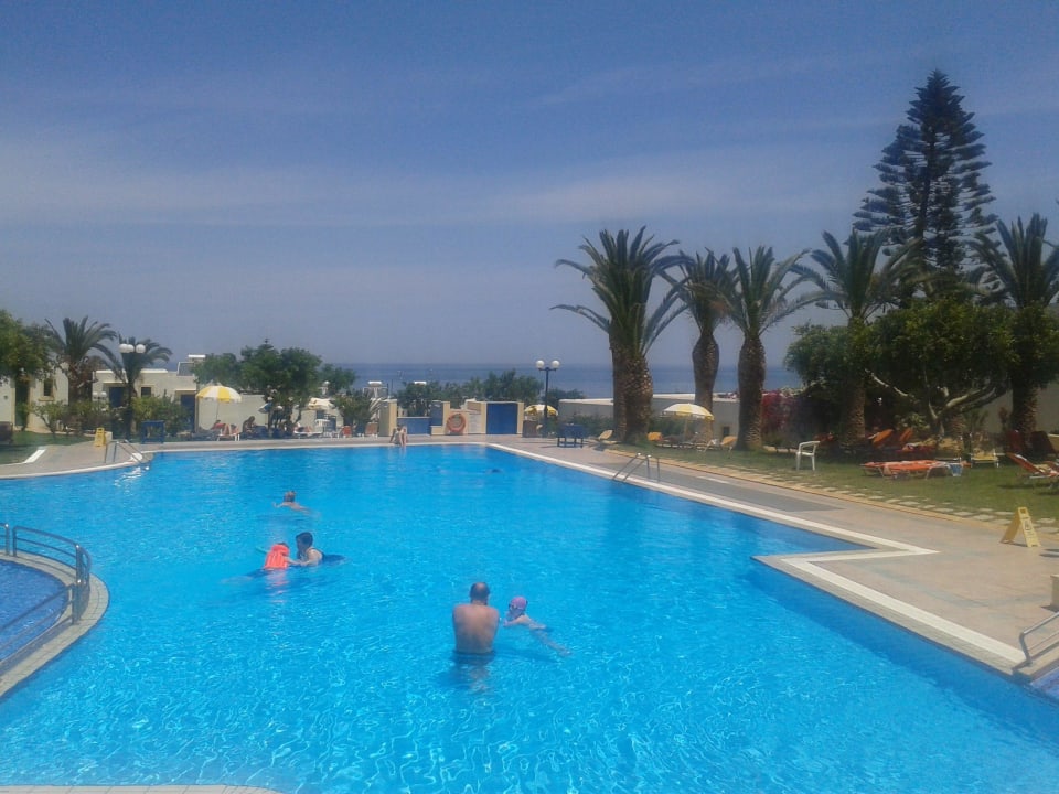 Ein Toller Blick TUI SUNEO Chrissi Amoudia