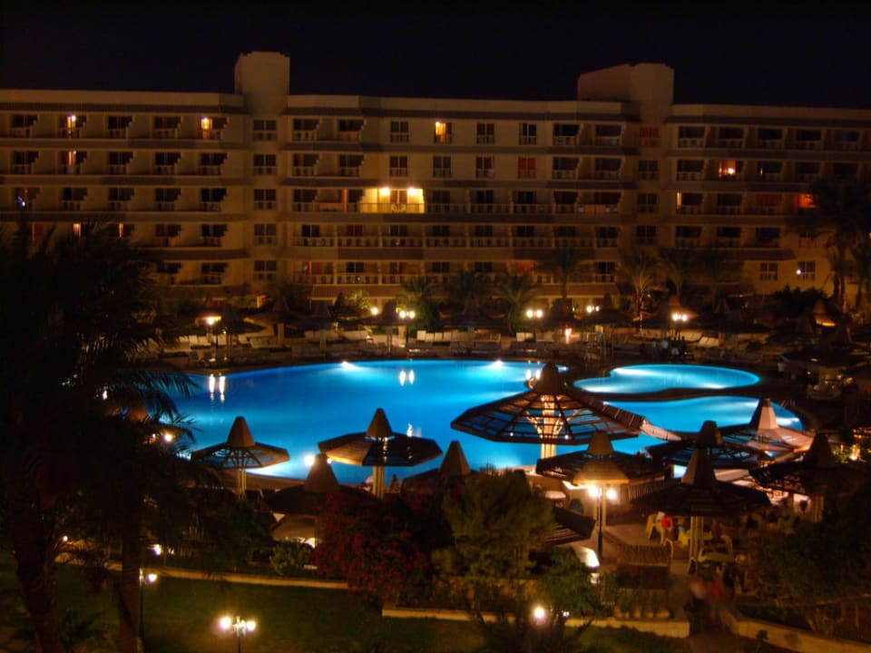 By Night Sindbad Club