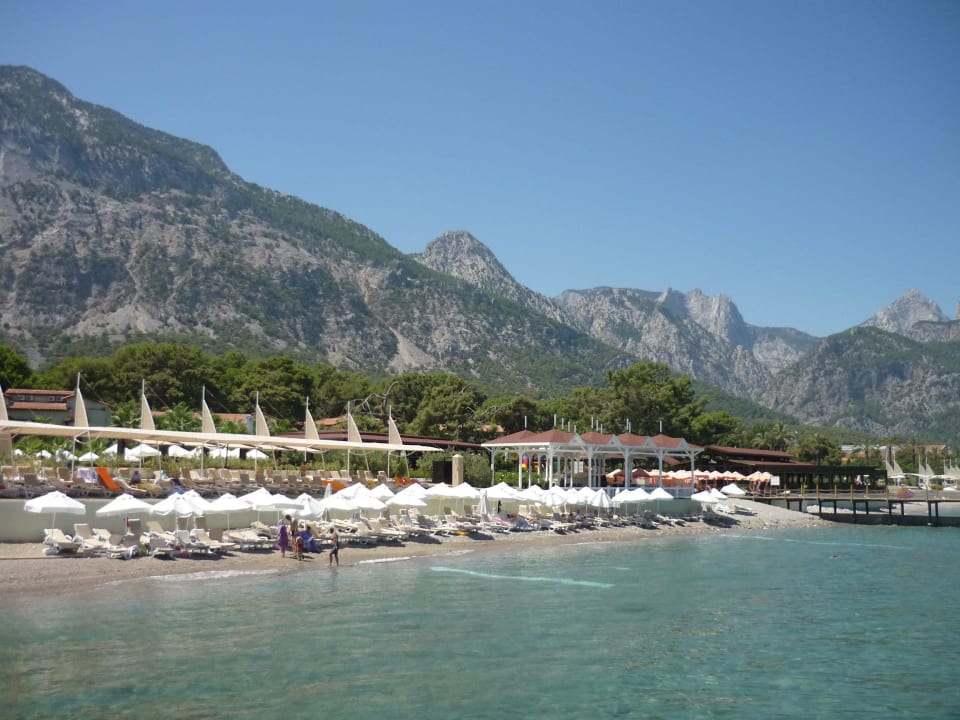 Vom Steg aus gesehen Crystal Flora Beach Resort