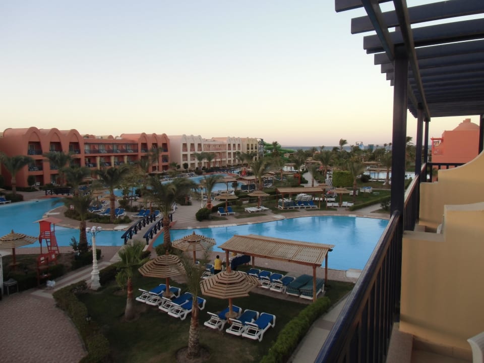 Blick von unserem Zimmer Titanic Beach Spa & Aqua Park