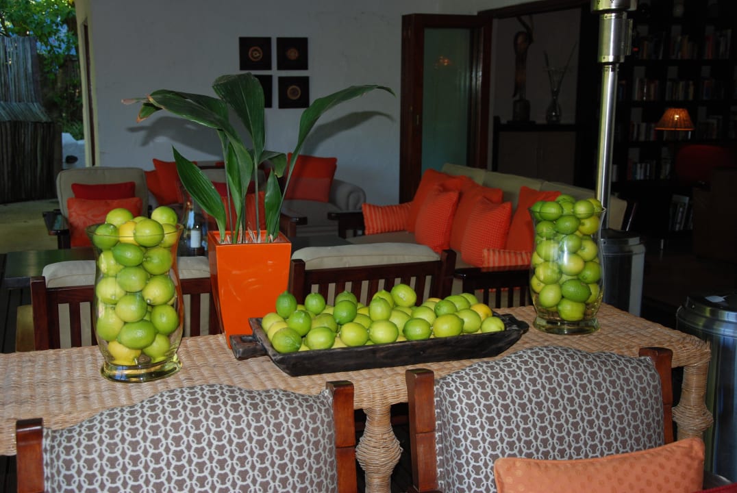 Deko Hotel Woodall Country House