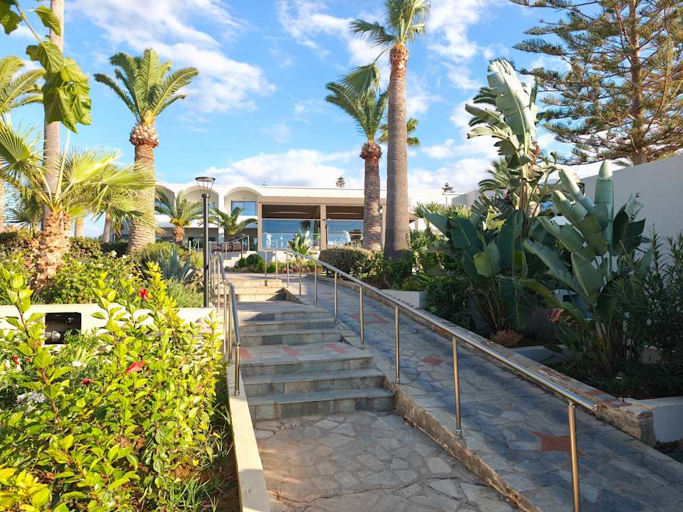 Gartenanlage Iberostar Waves Creta Panorama & Mare