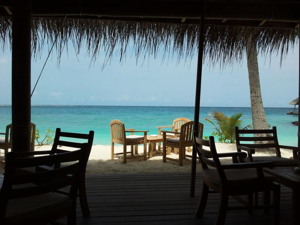 Beachbar mittags Kuramathi Maldives