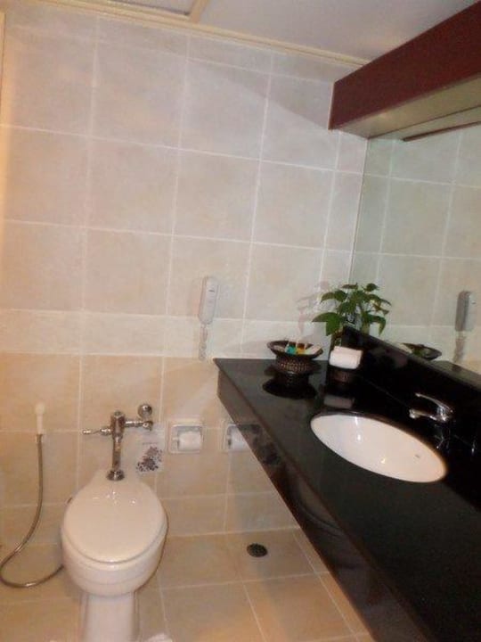 Bad Hotel The Imperial Mae Ping