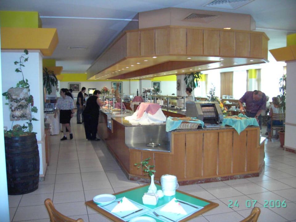 Restaurant beim Frühstück Hotel Antigoni