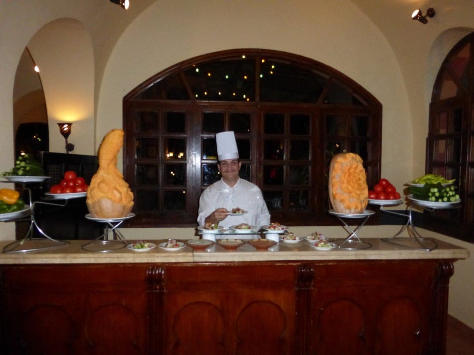 Abendessen -frische Salate Jaz Makadi Oasis Resort