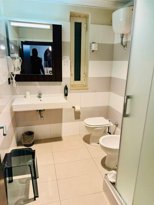 Zimmer B&B Hotel Napoli