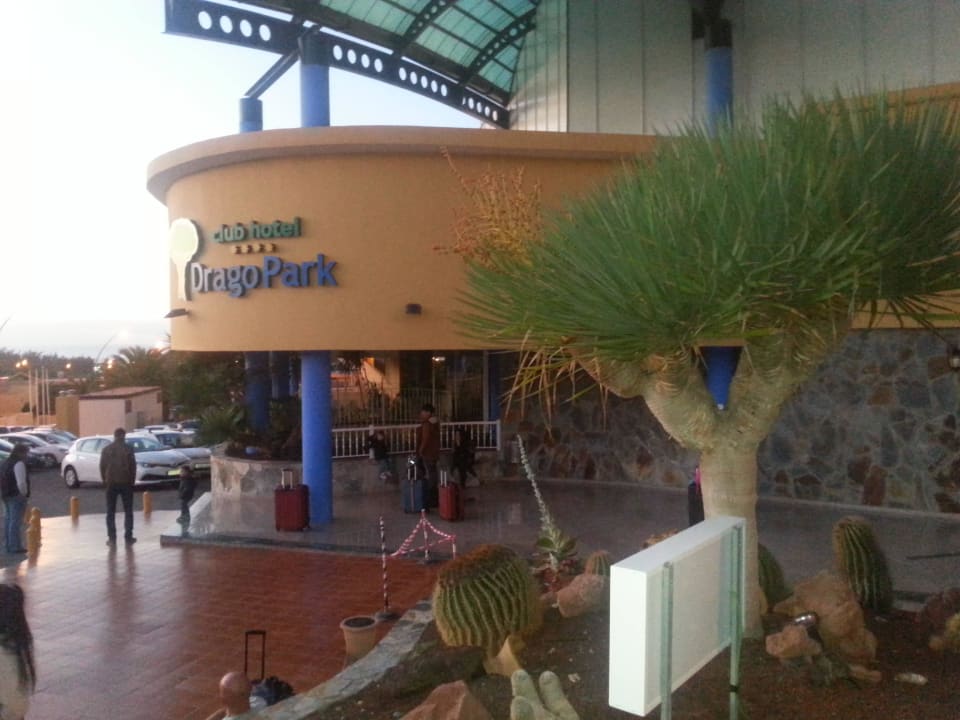 Eingang Club Hotel Drago Park