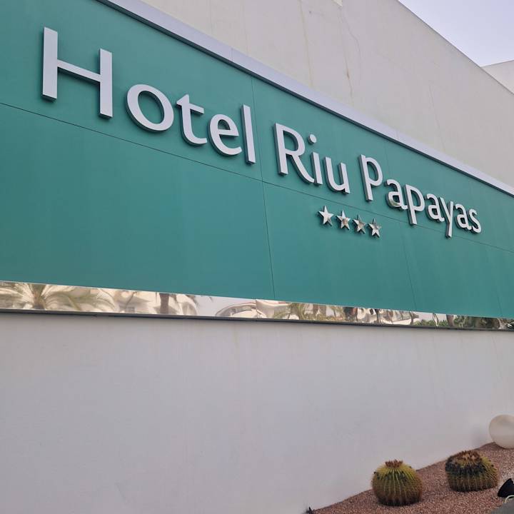 Außenansicht Hotel Riu Papayas