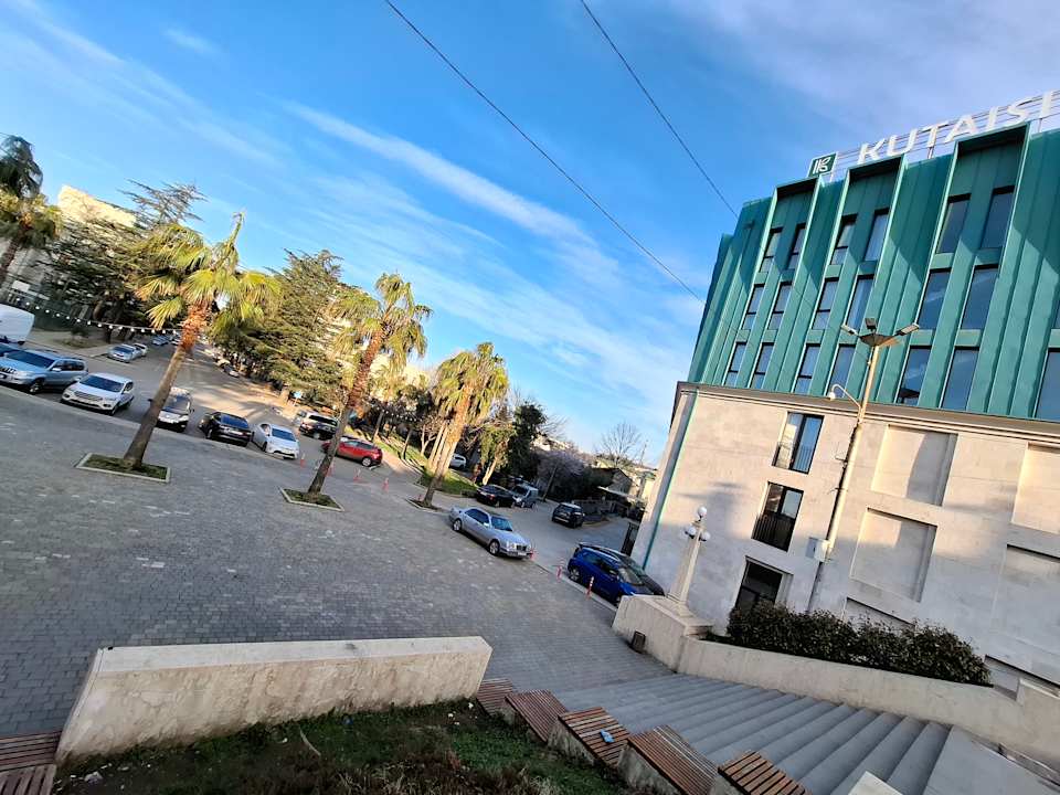 Außenansicht Kutaisi Inn