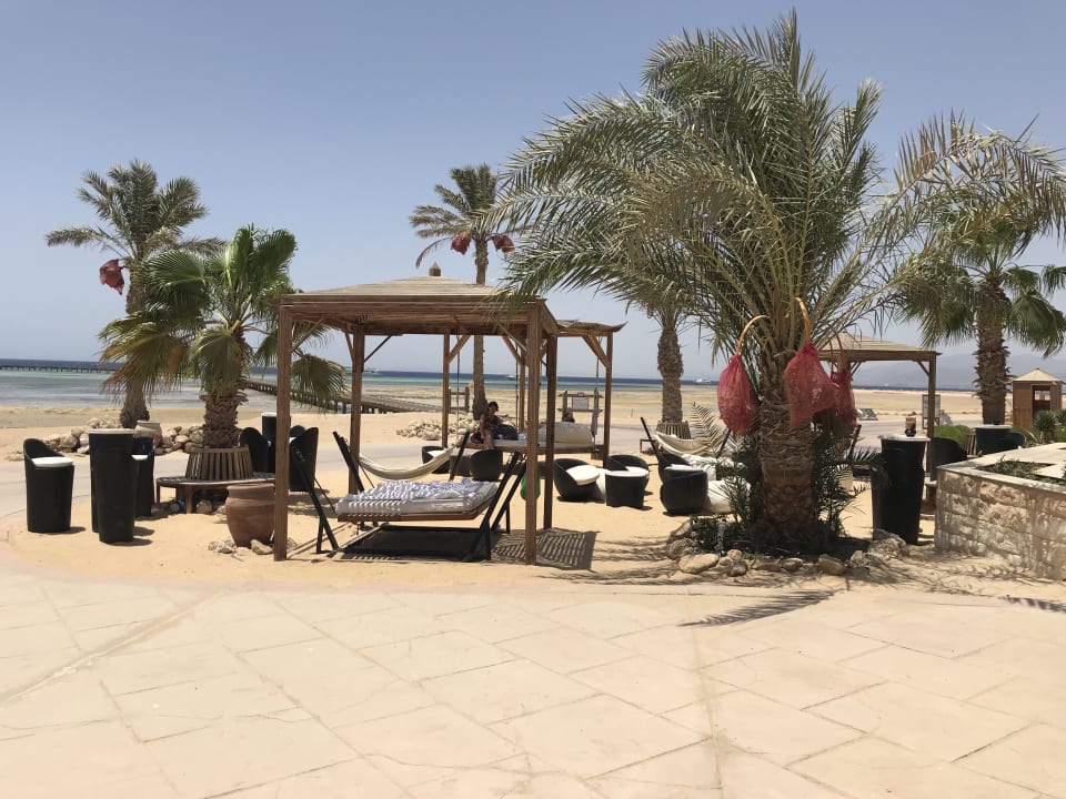 Chillen The Breakers Diving & Surfing Lodge