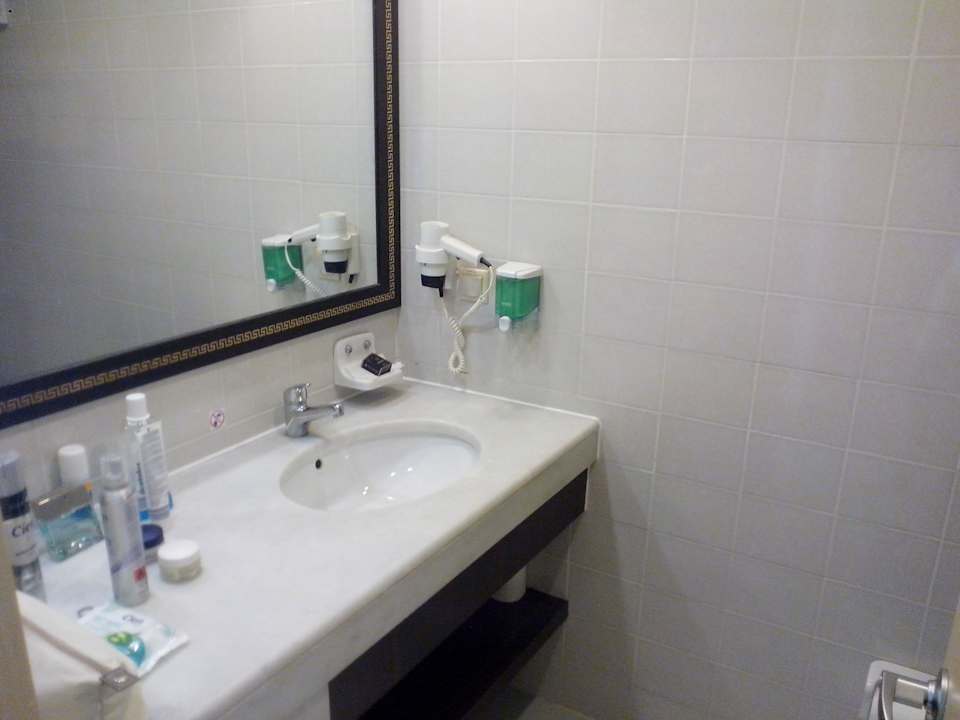 Bathroom Sealife Buket Resort & Beach