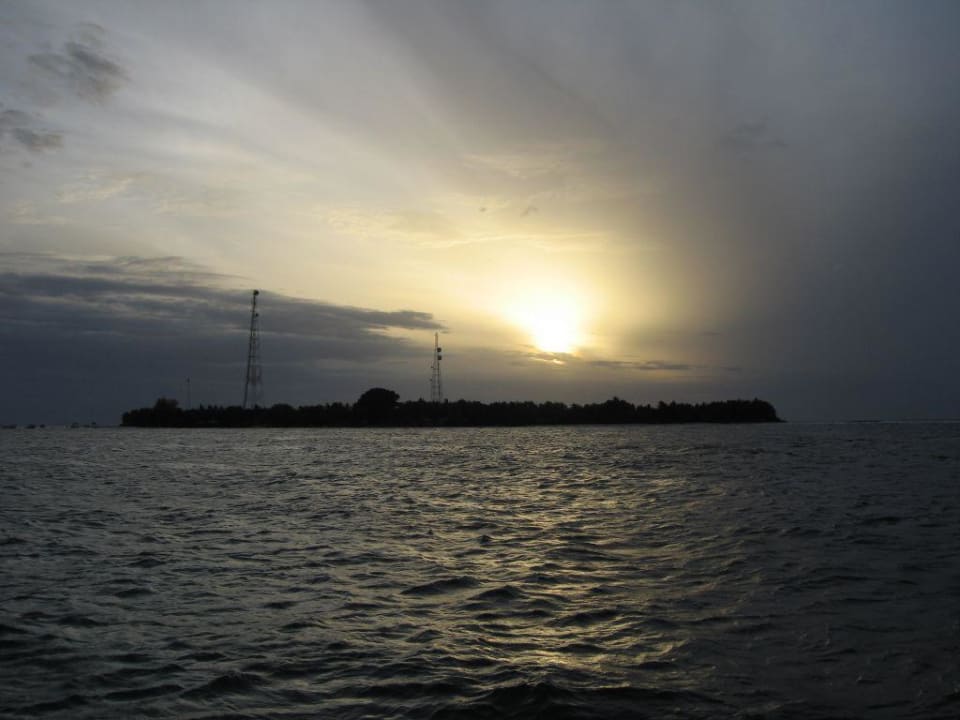 Kuramathi von der Sandbank aus gesehen Kuramathi Maldives