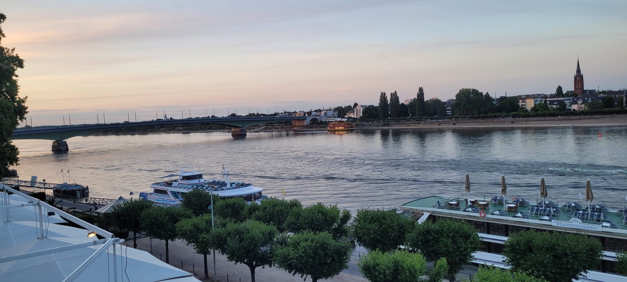 Ausblick Ameron Hotel Königshof