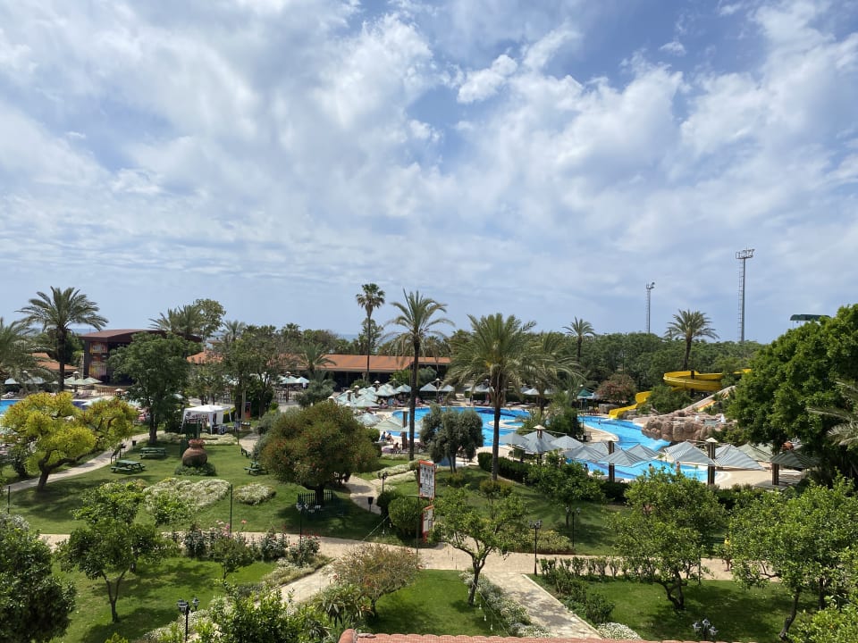 Ausblick Belconti Resort Hotel