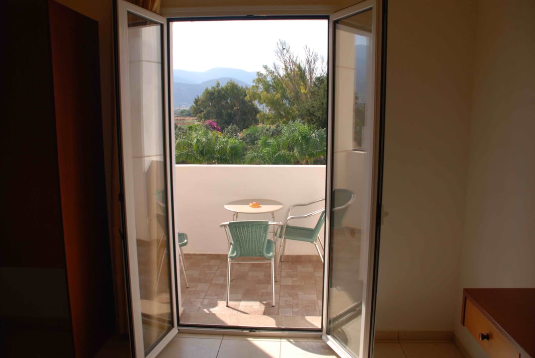 Zimmer Yiannis Manos Hotel Resort