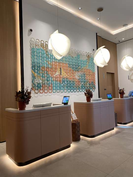 Lobby Vida Dubai Marina & Yacht Club