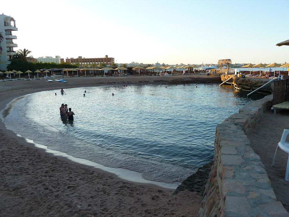 Strand am Nachmittag SUNRISE Holidays Resort (Adults Only)