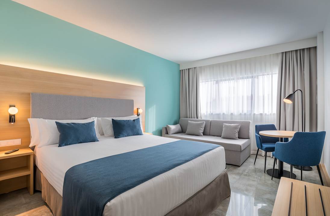 Zimmer Occidental Murcia Agalia